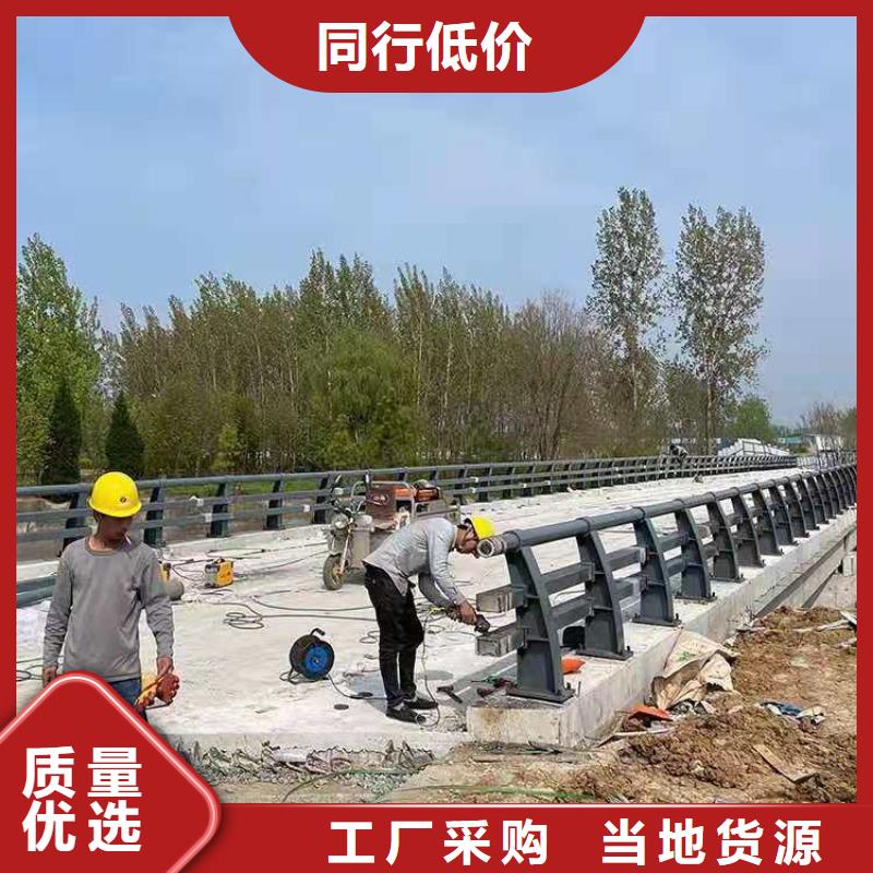 复合管公路护栏性能良好