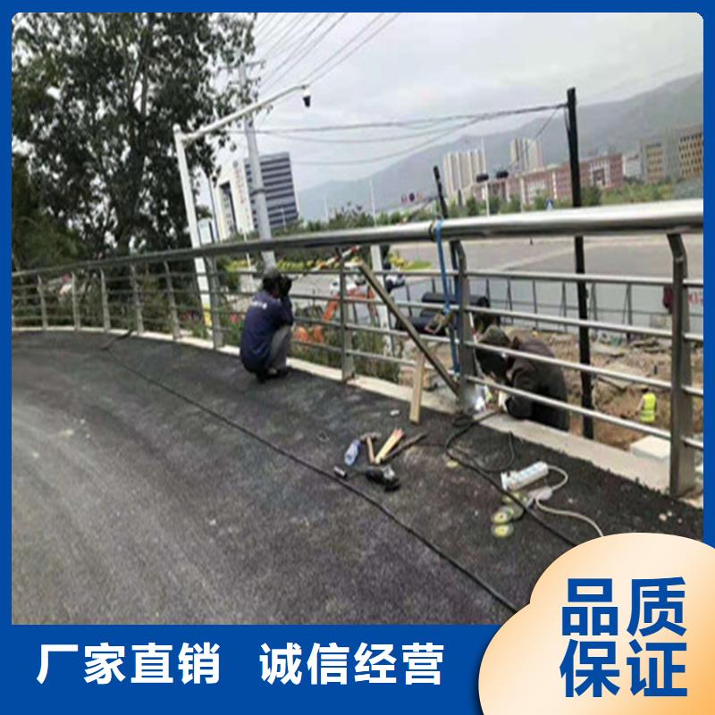 公路桥梁防撞立柱颜色可按客户要求定制