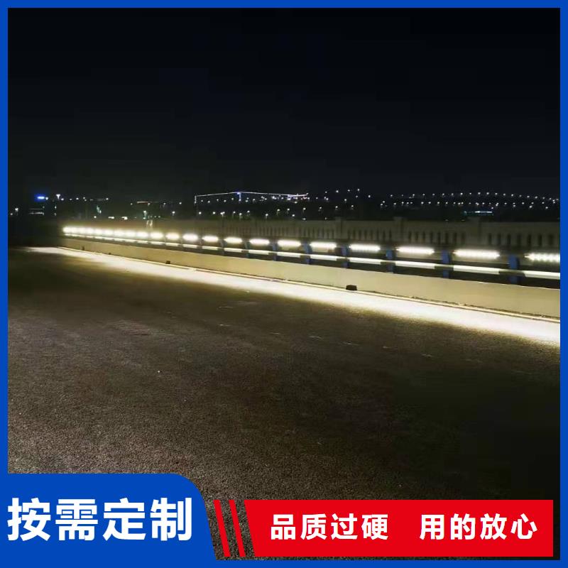 【道路桥梁防撞护栏】人车分流栏细节严格凸显品质