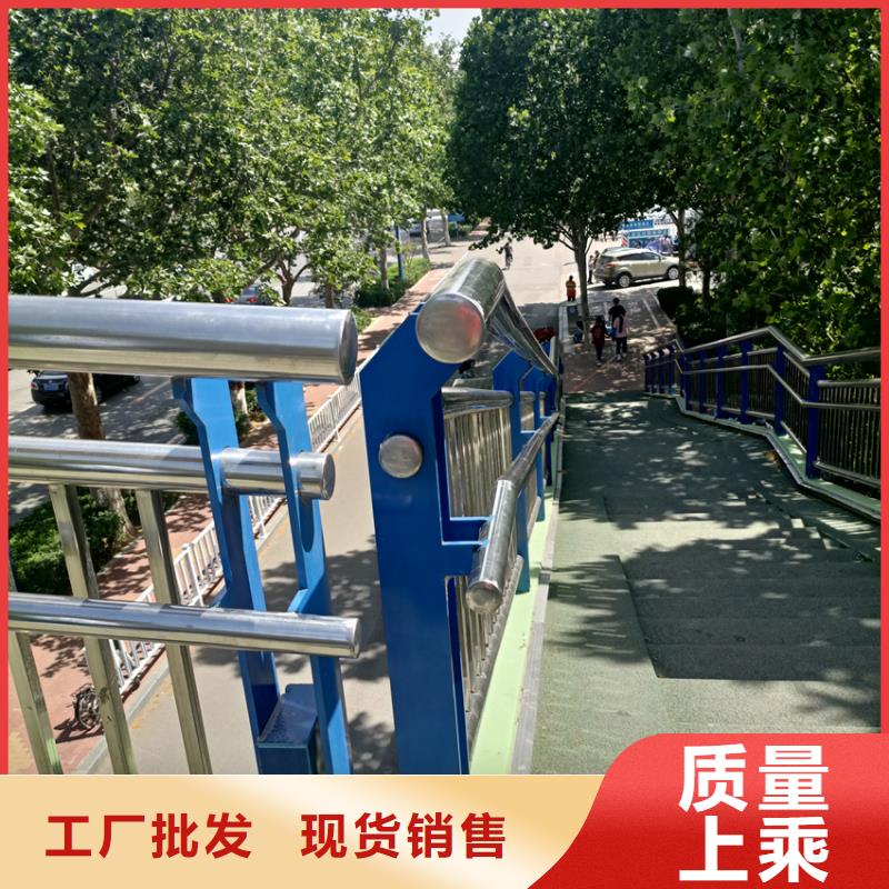 公路桥防撞护栏工艺精湛