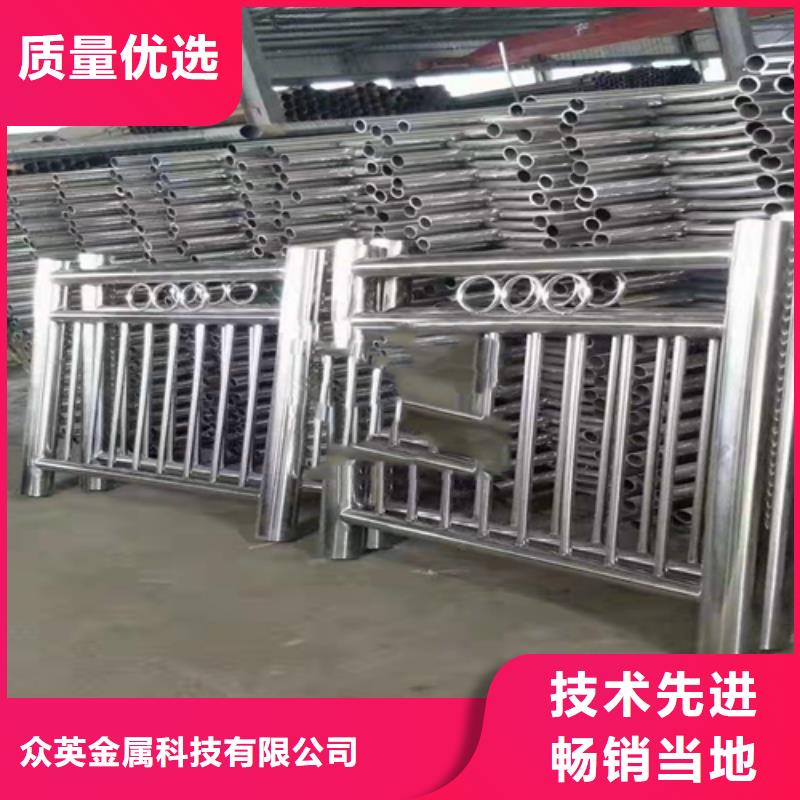 不锈钢复合管护栏国道抗冲击围栏大量现货供应